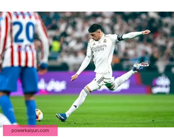 巴尔韦德续约皇马5号球衣，状态回暖备受期待