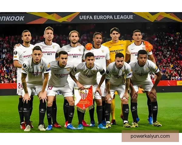 西甲塞维利亚防守反击表现稳健，状态回暖值得关注